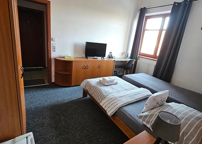 Affittacamere A Restaurace Simanda 3*