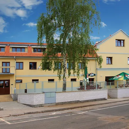 A Restaurace Simanda 3*