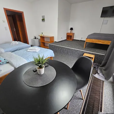 A Restaurace Simanda Guest house Prague