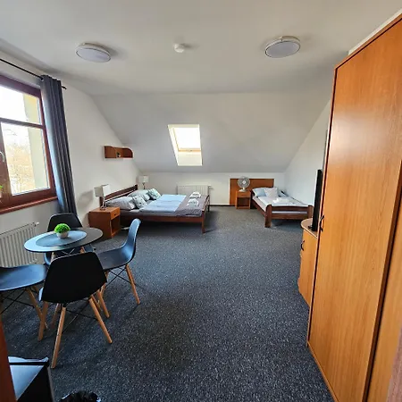 A Restaurace Simanda Guest house 3*