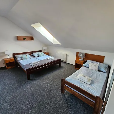 A Restaurace Simanda Guest house Prague