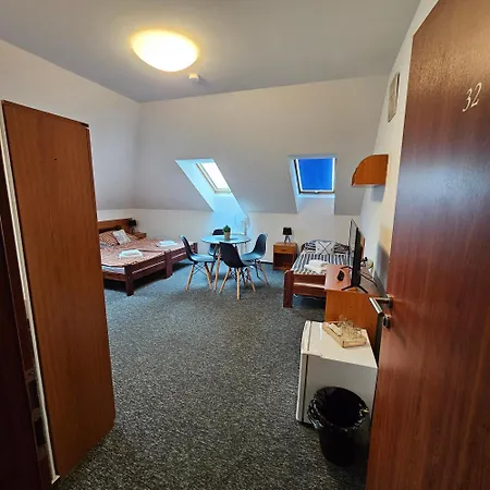 A Restaurace Simanda 3* Prague